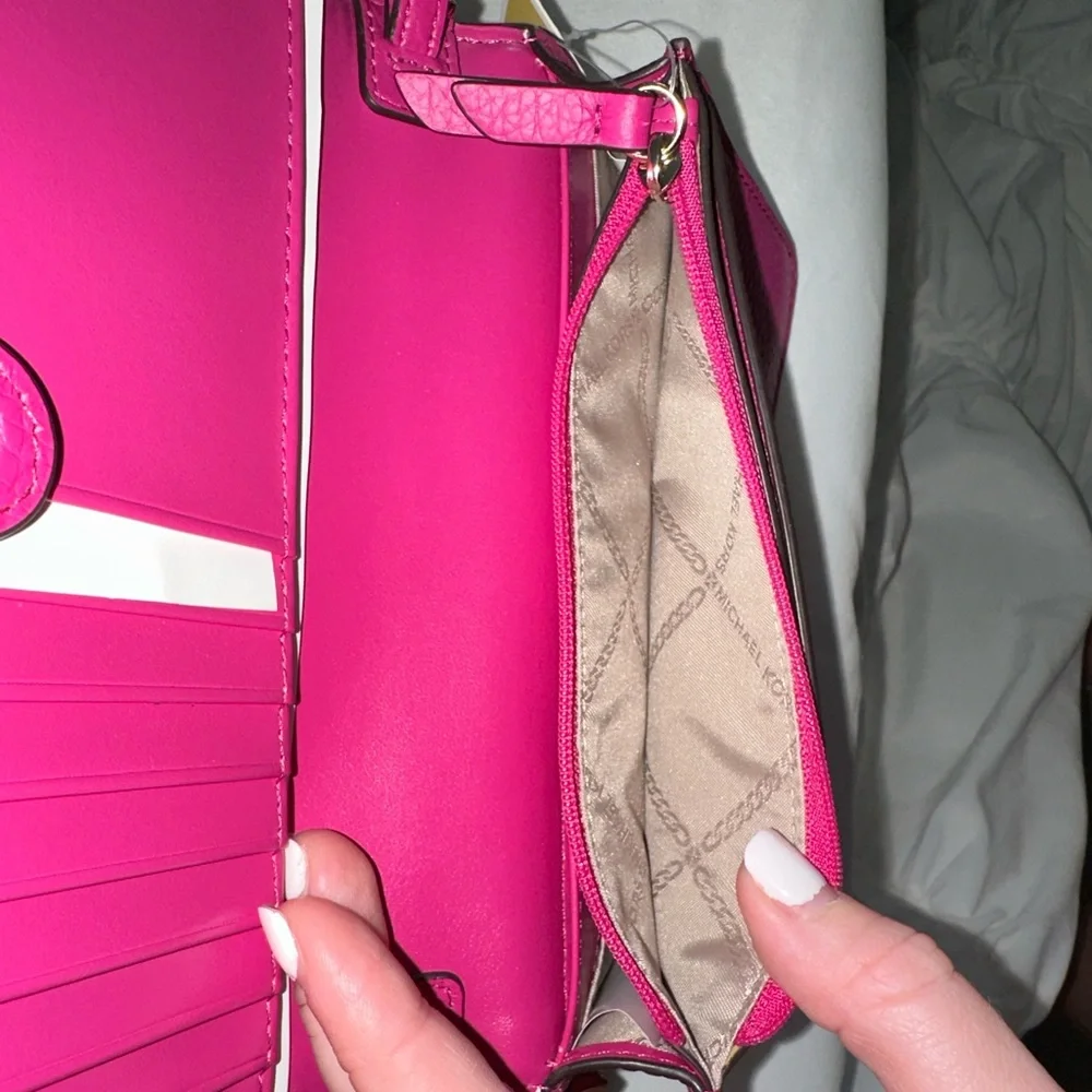 Michael Kors Leather Phone CrossBody - Picture 6 of 13